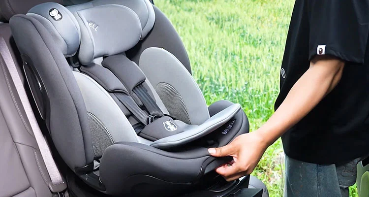 Las nuevas innovaciones de los asientos para el automóvil mejoran la seguridad y la comodidad familiar